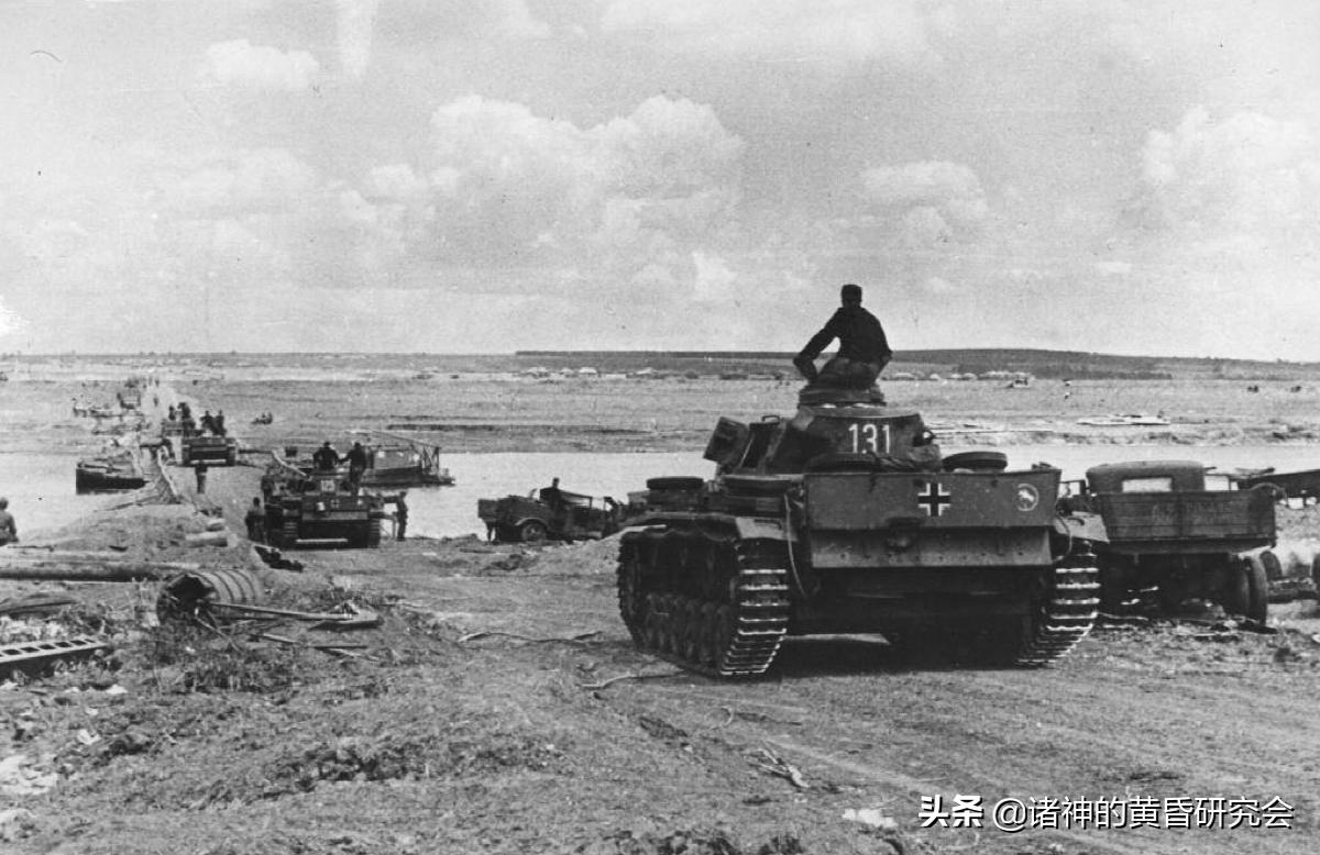 七月飞火-100张珍贵图片中的1942年沃罗涅日血战今与昔（上）