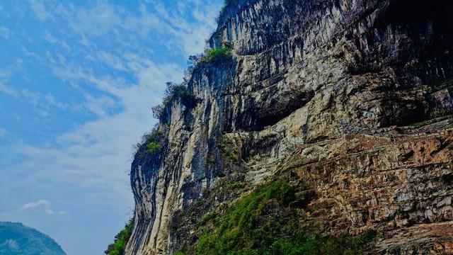 清江画廊风景简介,三百里清江美如画