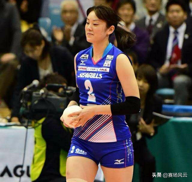 29岁女排名将宣布退役,33岁女排老将离队