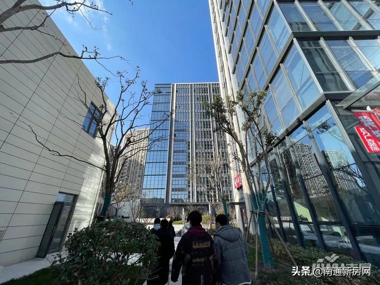 只剩最后一栋楼没修会烂尾吗,星光域公寓出售