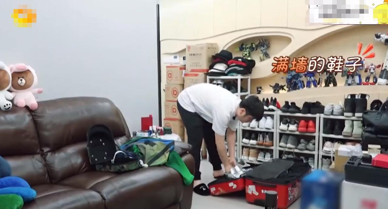 钱枫鞋子全部图片,钱枫上海房子地段