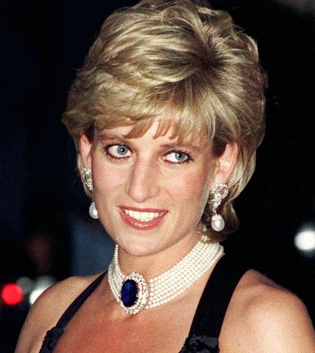 沙特王室送卡米拉项链,沙特皇室送的土豪礼物