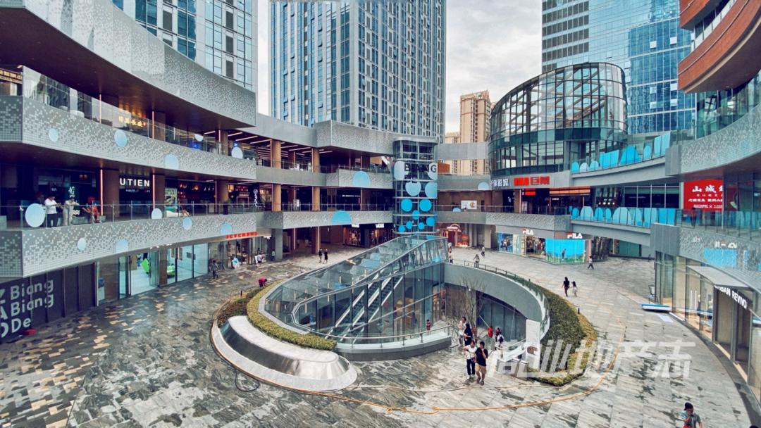 深圳南山区万象天地有哪些品牌,万象天地深圳专柜