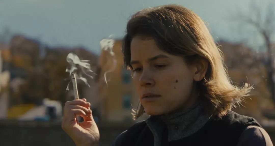 一口气追完16集悬疑剧,一集看完悬疑剧