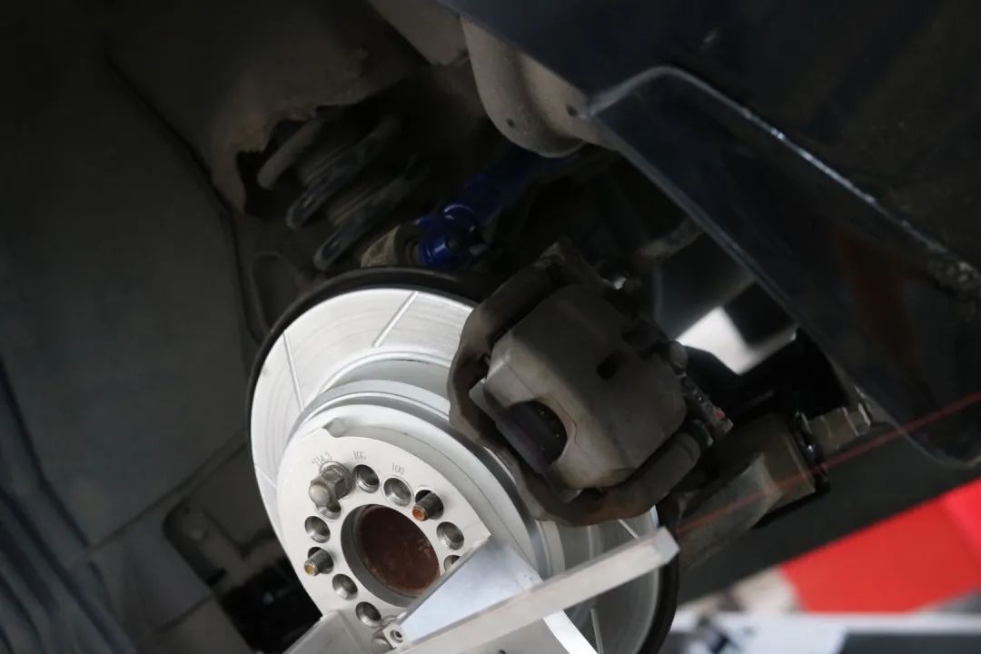 怪兽修车翻新的视频,怪兽修车翻新奥迪q7