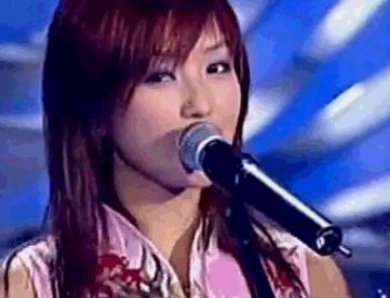 从爆红到无人问津苏醒,何洁当时的事业陷入了低迷期