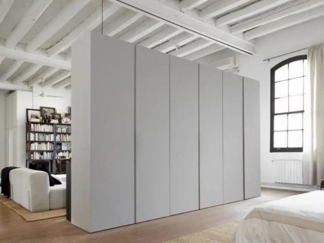 衣柜当隔墙怎么隔音,卧室隔墙衣柜怎么隔音