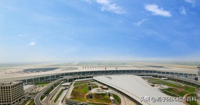 新郑机场是国际机场吗,新郑国际机场和宝安机场哪个大