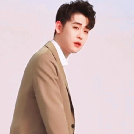 张云雷杨鹤通论捧逗,张云雷杨鹤通暖心瞬间