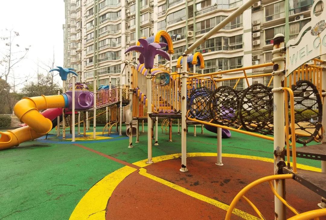 苦等十几年！951户业主表决通过！刚刚，无锡这里换物业成功了