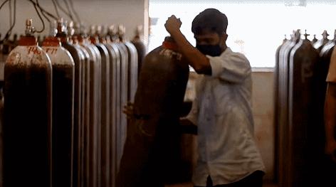 危险危险危险，去医院看病却吃了一记致命「电磁炮」？