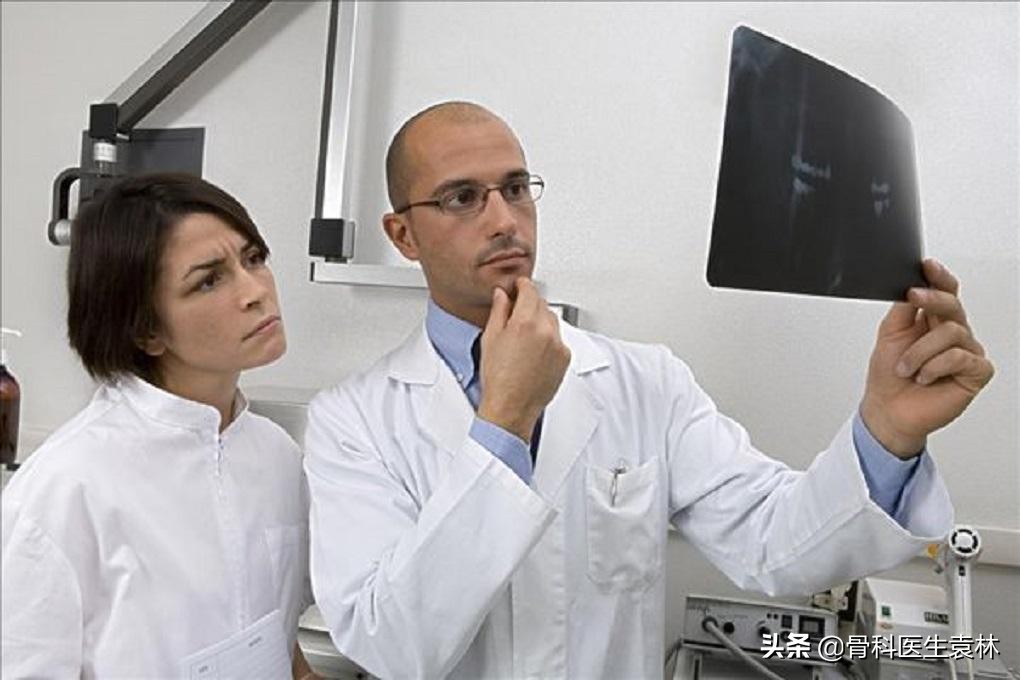 轻度骨质增生如何治疗能治好吗,骨质增生怎么早期治才能彻底治好