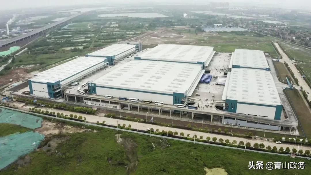 无人机仓储机器人,无人机仓储巡检