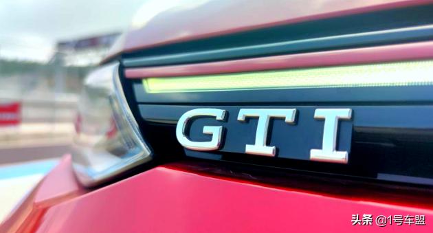 试驾高尔夫gti2021,高尔夫gti赛道狂飙