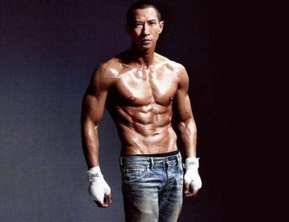 张家辉关咏荷夫妻近况,张家辉关咏荷结婚