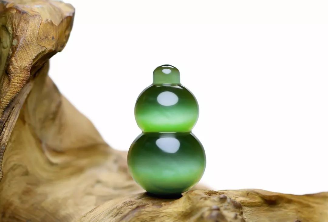 真正的玉石怎样分辨真假,玉石造假手段你知多少