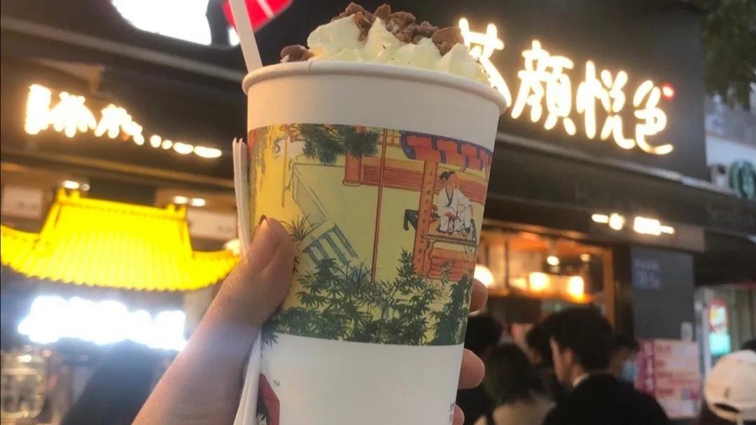 成千上万人来排队,成千上万的人排队30分钟