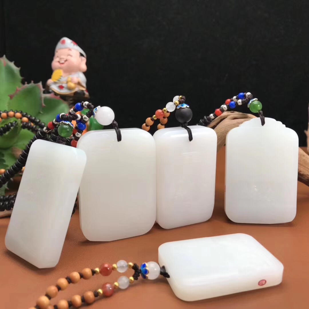 男戴和田玉观音有什么好处吗,和田玉观音女性可以戴吗