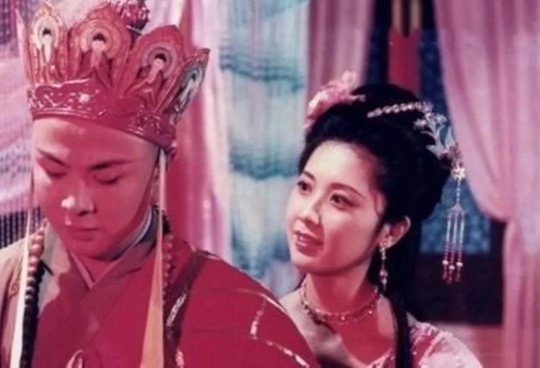 女儿国对唐僧一段感情描述,西游记女儿国与大话西游