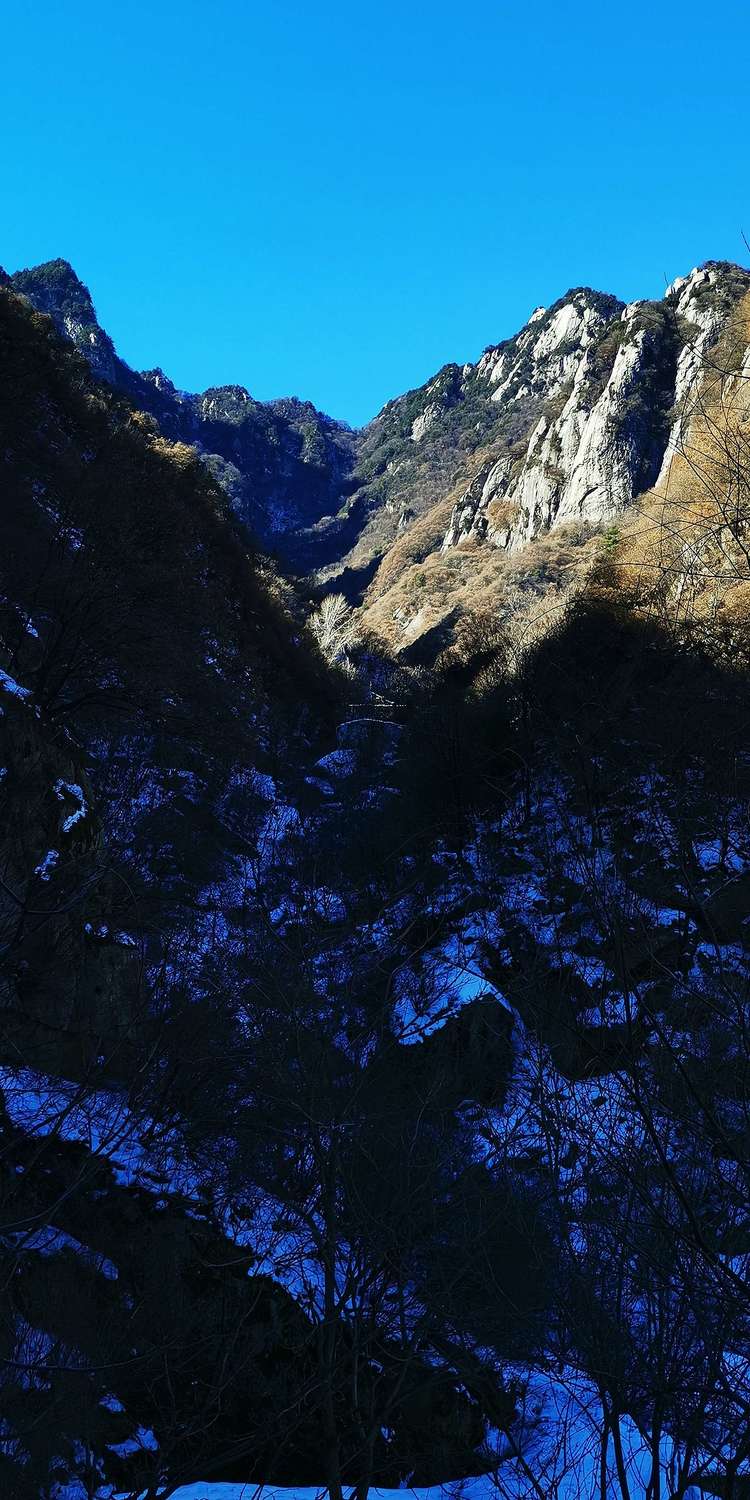 20210117独行太兴山，误入佛国秘境花石湾