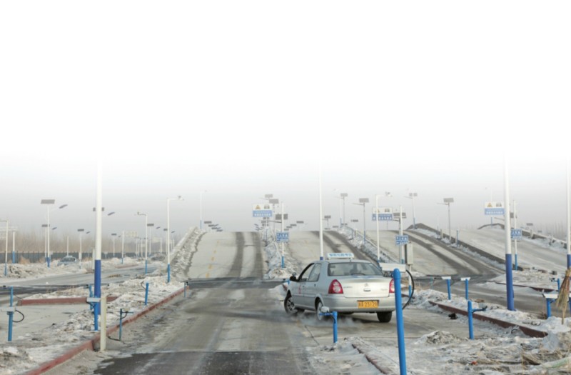 科目一模拟考试100题,精华知识总结,这么备考更有效