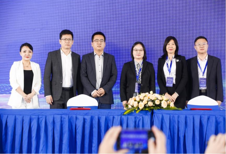 首个智能交通运营商诞生，车城网（广州）智能科技有限公司成立