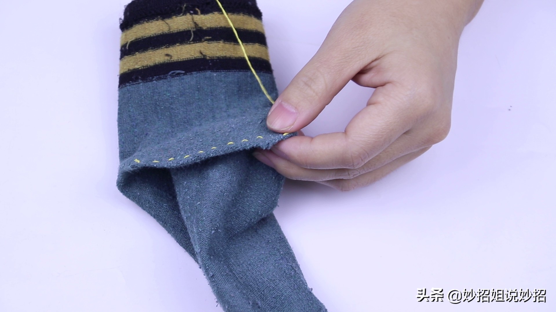 袜子破洞了怎么补比较好,修补袜子破洞五角星慢动作新针法