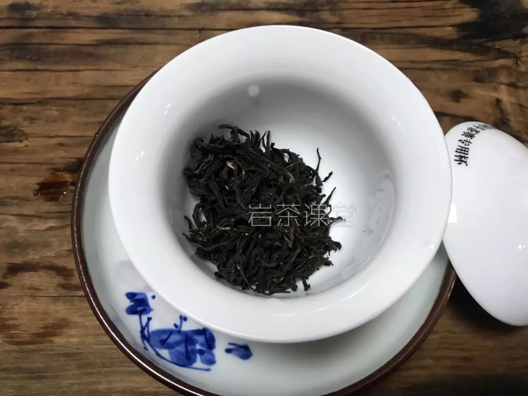 桐木关的红茶和云南红茶的区别,桐木关红茶是什么红茶