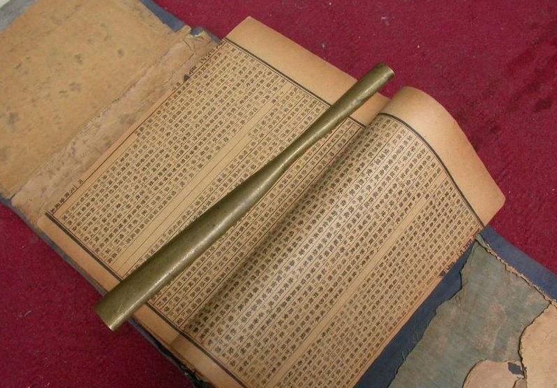 他因压力和焦虑要自杀，却因太懒没死成