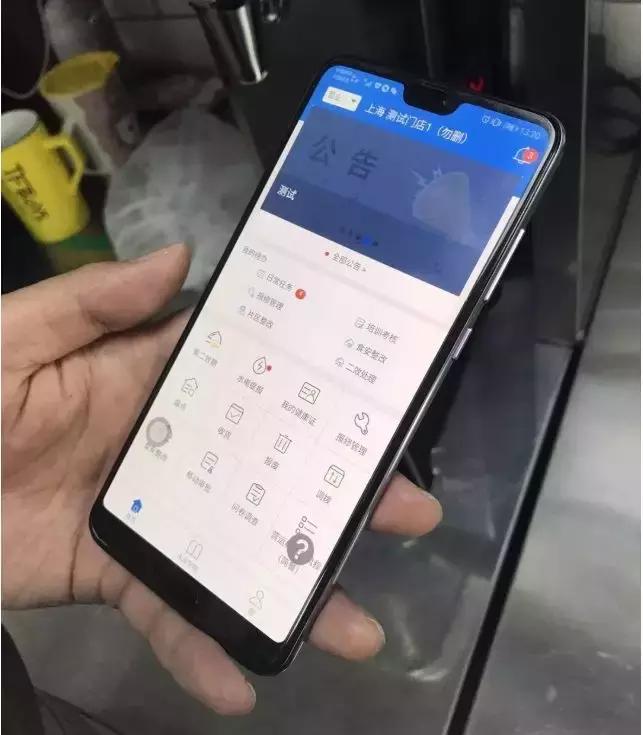 加盟商亏损2个亿，饿了么未来餐厅遭“围堵”