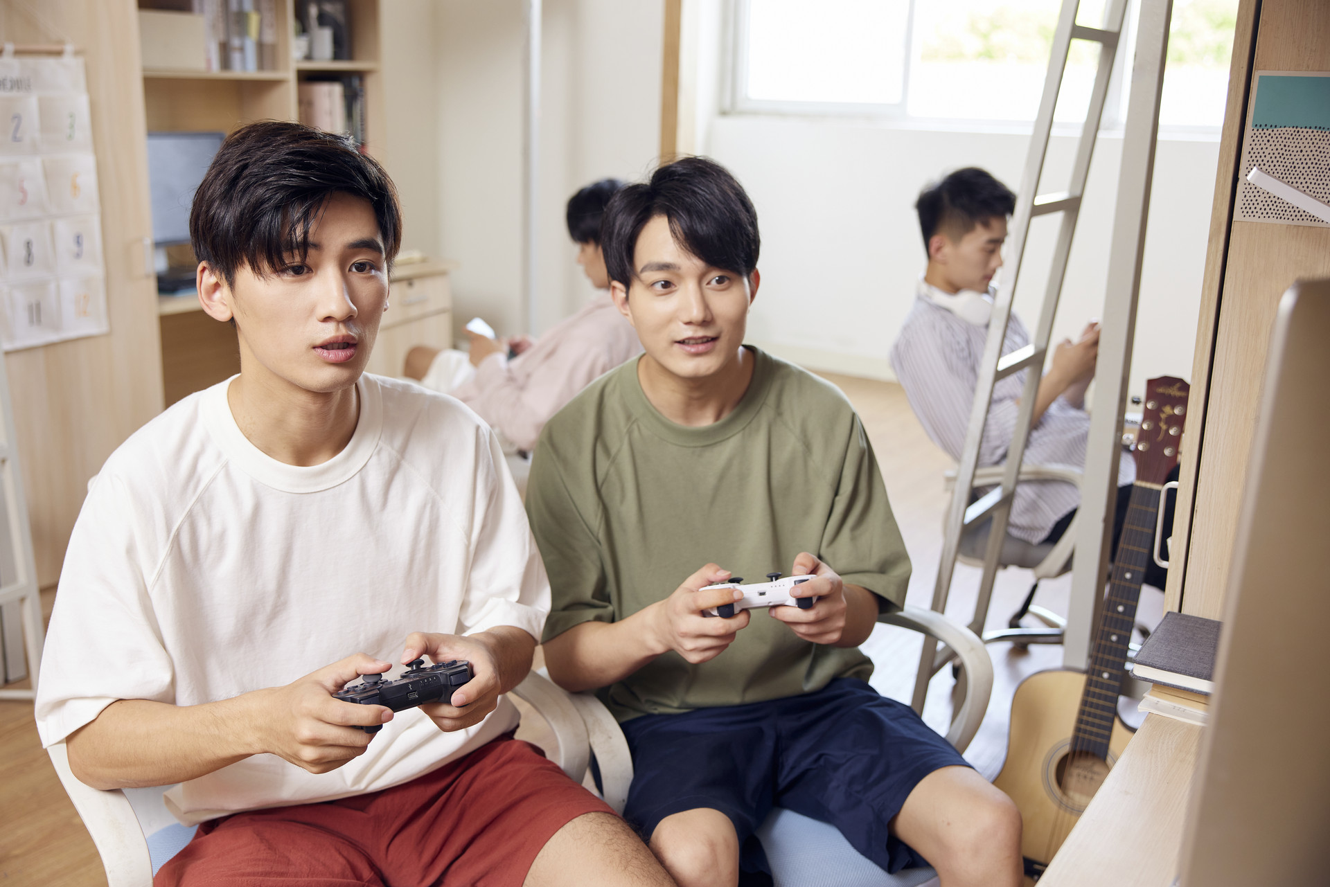 当孩子迷上网络时如何戒掉网瘾,沉迷上网严重网瘾