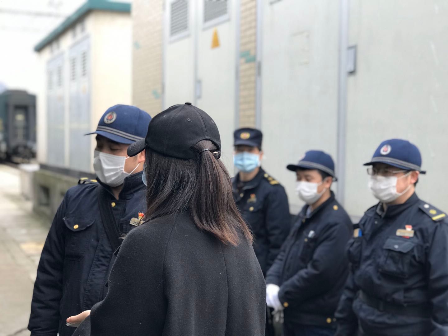 “掏粪男孩”再战江湖，特殊防疫战场的排头兵