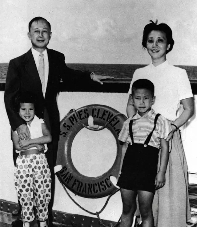 历史上的今天|中国航天之父钱学森诞辰,五年归国路,十年两弹成