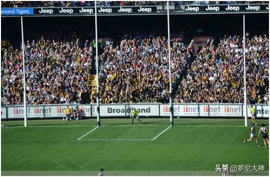 现代足球规则起源于英国吗,国际足联最新11人制足球比赛规则