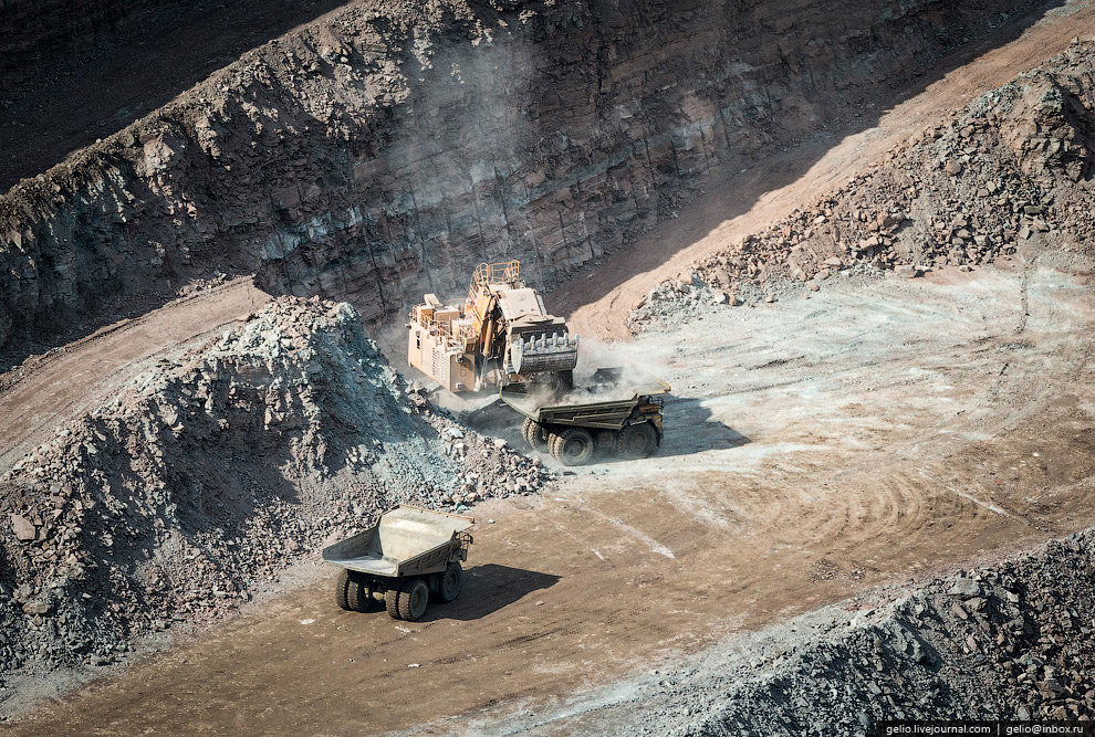 去俄罗斯挖金矿怎么样,真实钻石开采出来的样子