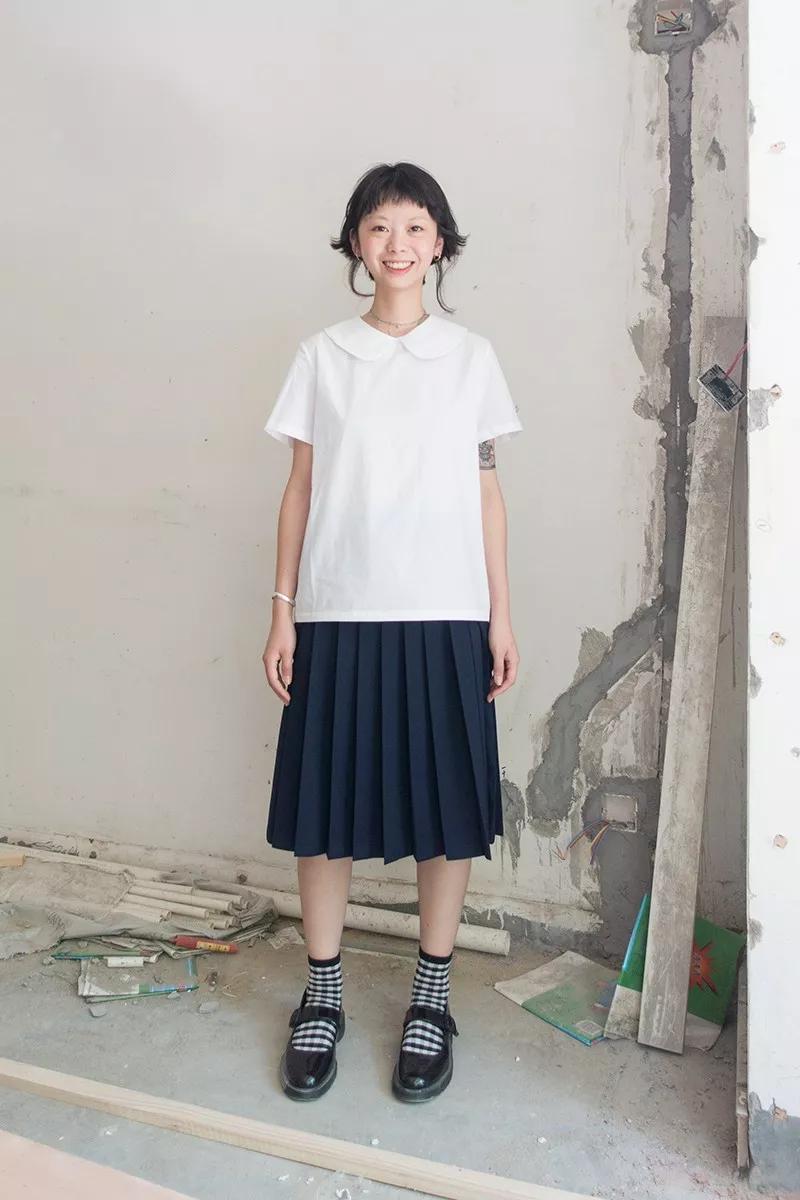 经典青色西装套裙秋冬穿搭,秋冬黑色西装连衣裙穿搭技巧