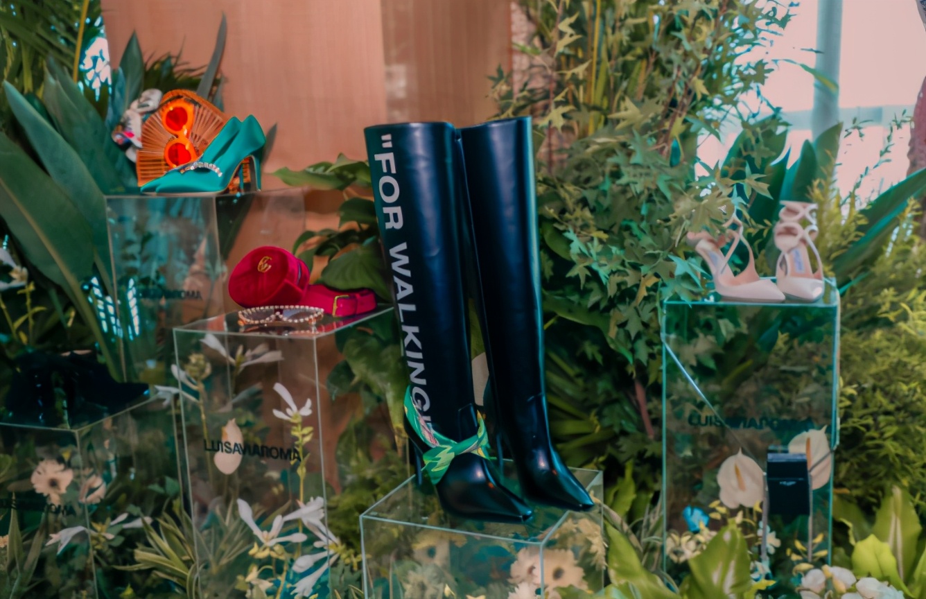 车企不止是车企：宝马做时装，价格很宝马