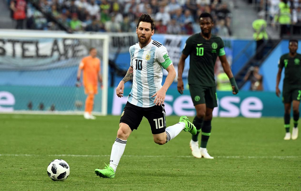 梅西为什么能获得劳伦斯杯,他对世界足球有哪些贡献?