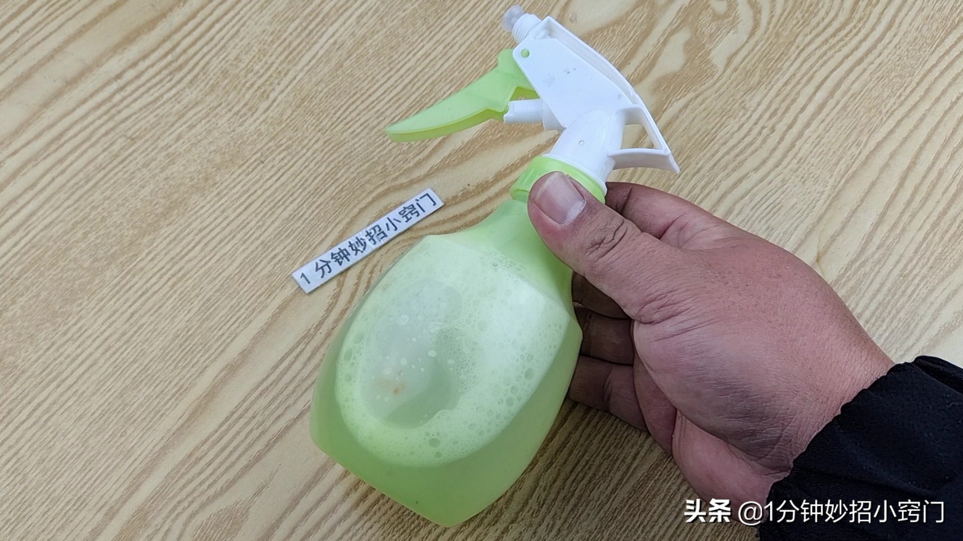 油烟机再脏也不怕,油烟机全是油怎么擦