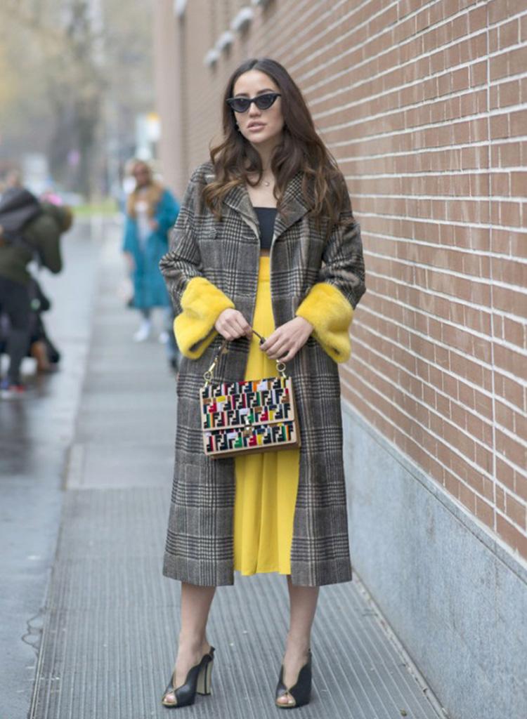 今年最流行款的老爹鞋女士穿,最近流行的老爹鞋怎么搭配更潮流