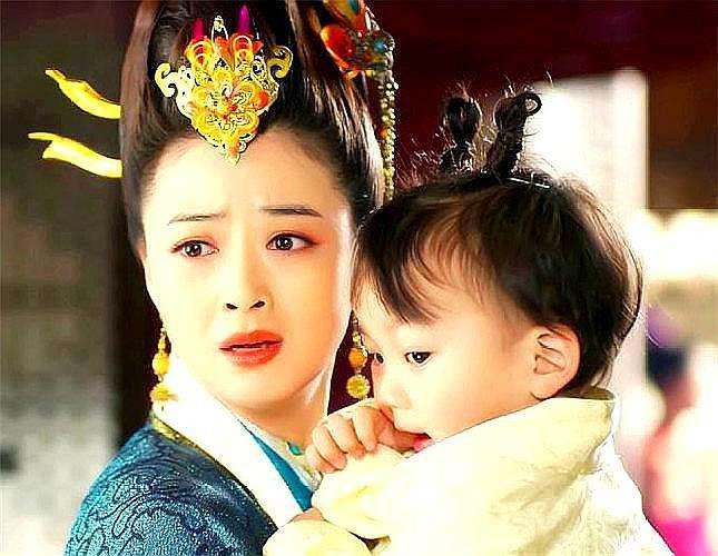 芈月传的向氏三个孩子结局,芈月传给向氏接生的是谁