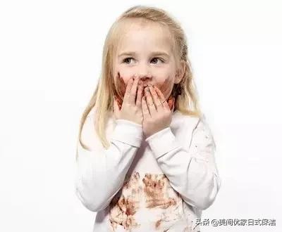 床品去污去黄妙招,床品油腻发黄怎么去除异味