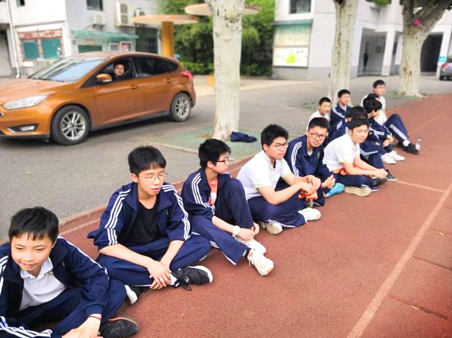奔跑吧少年足球比赛视频,奔跑吧少年足球比赛