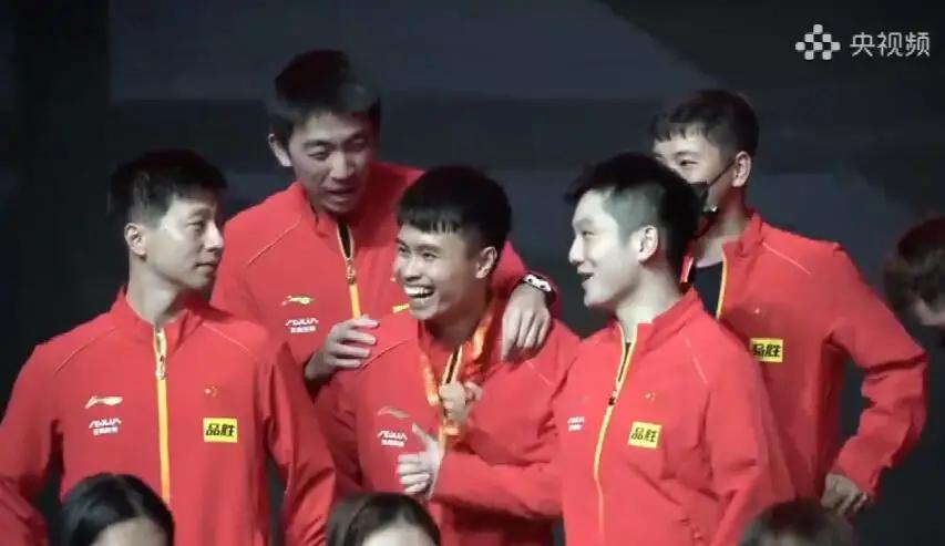 李隼谈樊振东陈梦亚运,刘国梁赛前教陈梦孙颖莎