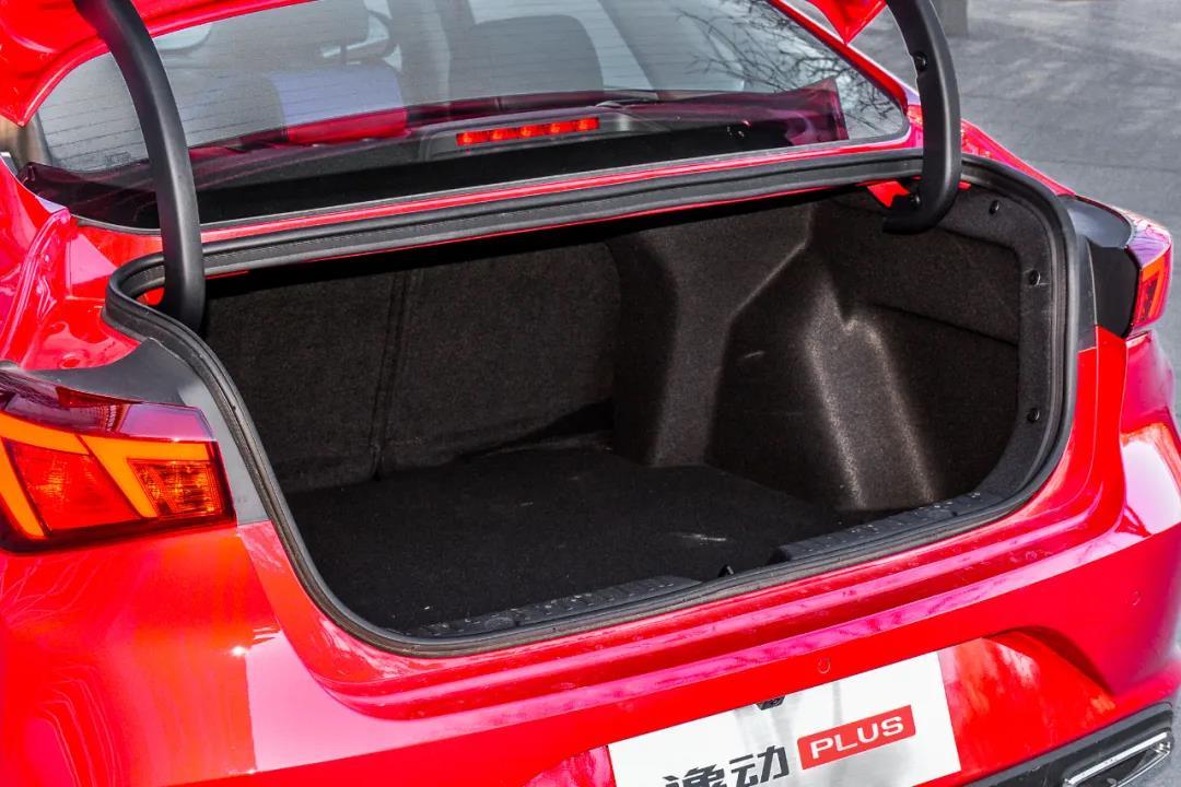 最新款长安逸动plus深度试驾,长安逸动plus旗舰试驾