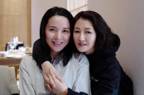 靳东和李佳婚后的故事,靳东李佳婚姻和家庭