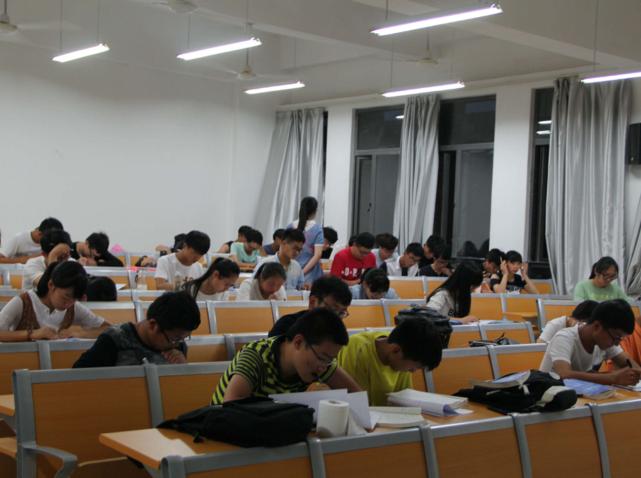 如何劝接受专业调剂,填了不服从专业调剂怎么补救