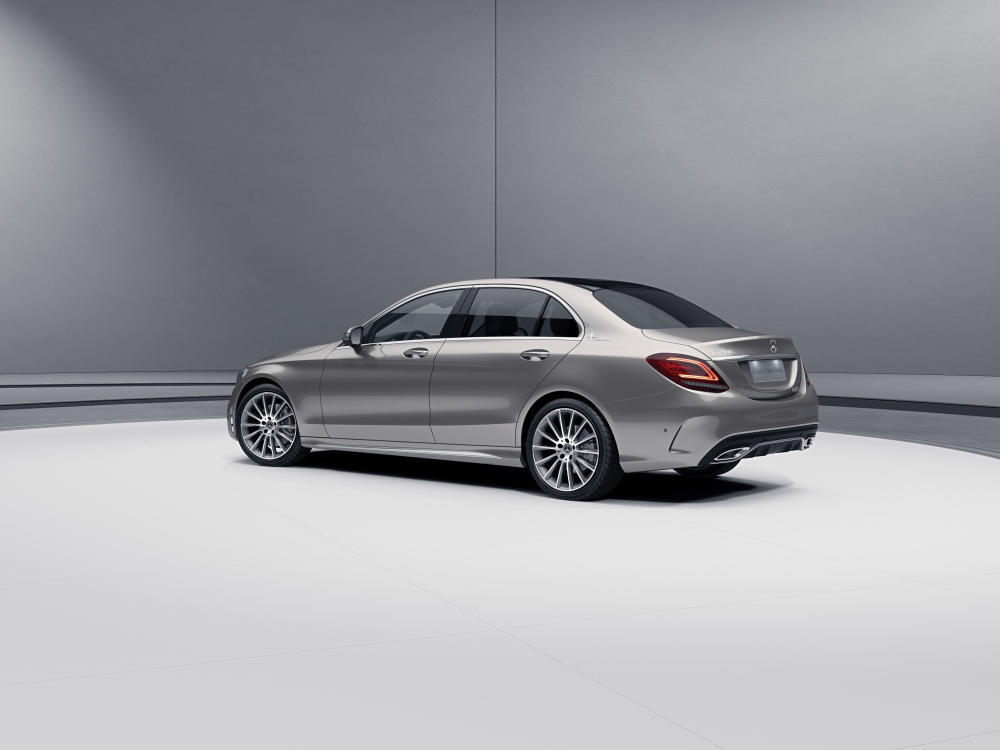 配1.5t发动机的车,2022年低配奔驰c200l