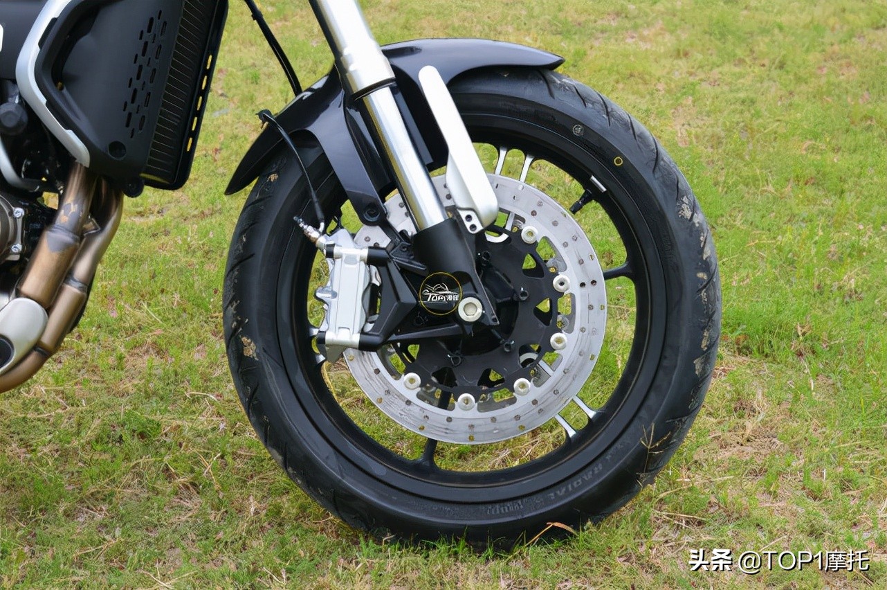 qjmotor逸550性能测评,qjmotor逸550复古摩托评测