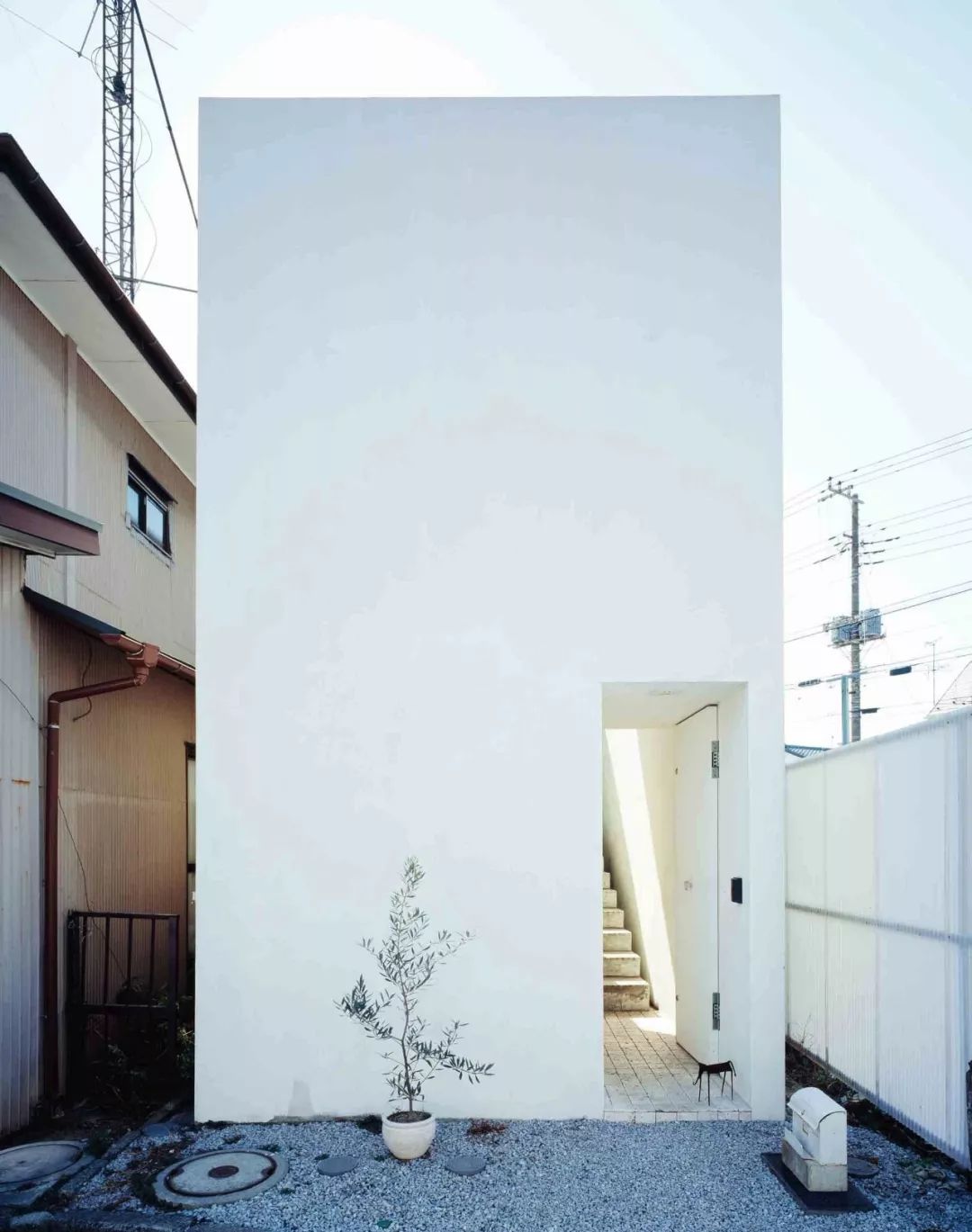 把「月亮」用到极致，建筑师为夫妻造座白色宅子，来记录阴晴圆缺